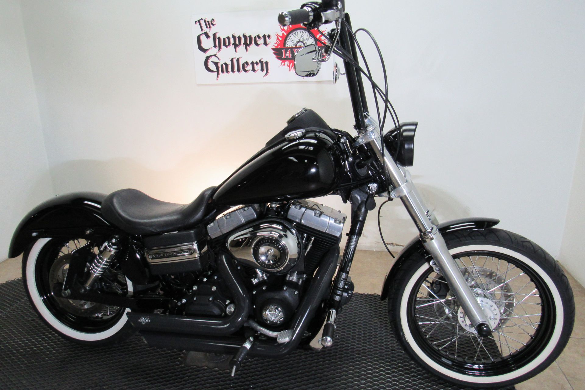 2011 Harley-Davidson Dyna® Street Bob® in Temecula, California - Photo 3