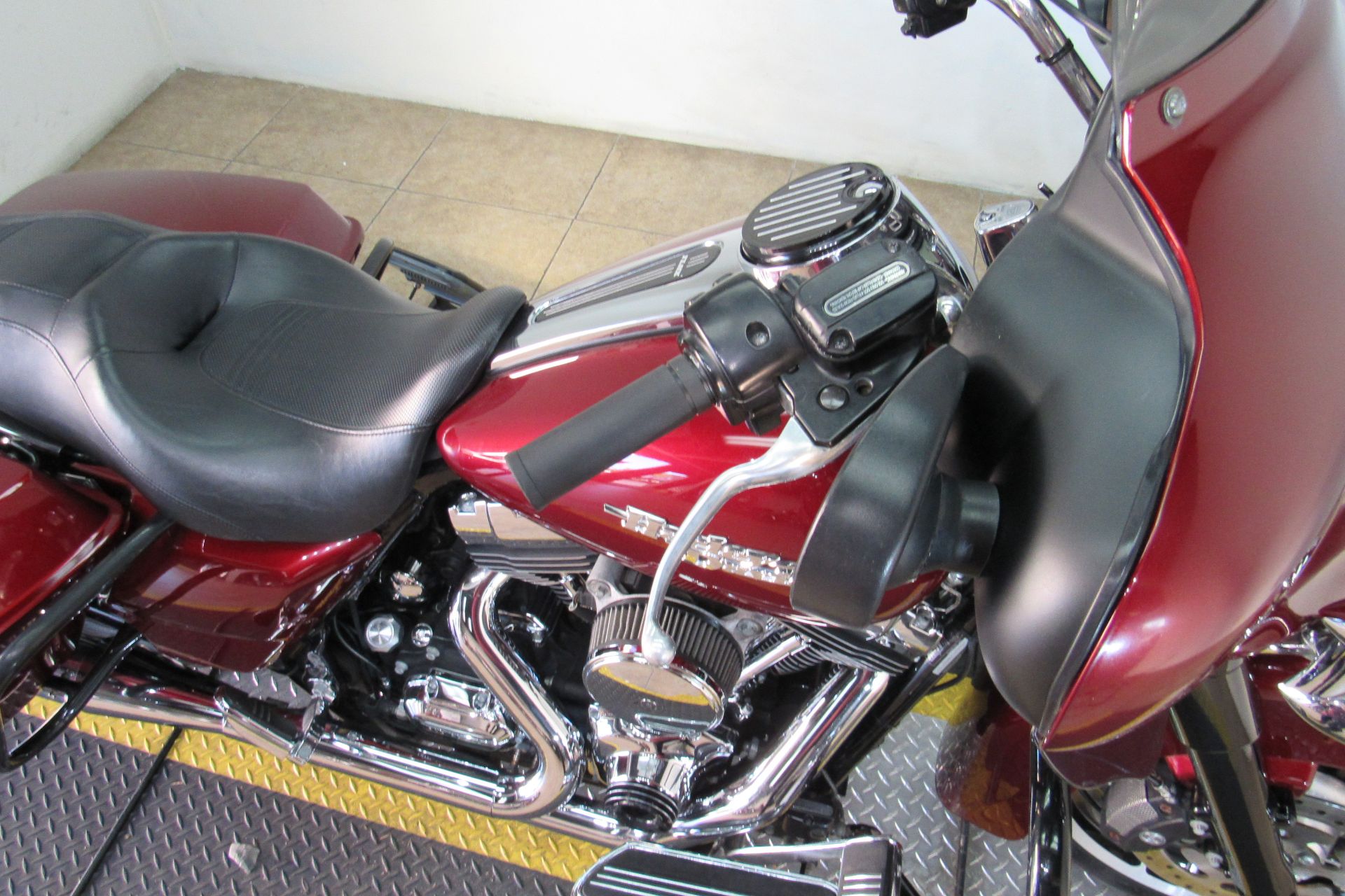 2010 Harley-Davidson Street Glide® in Temecula, California - Photo 25