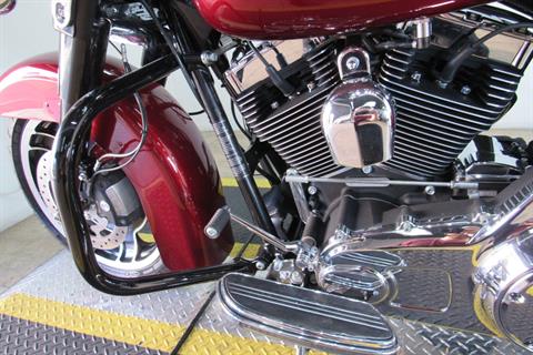 2010 Harley-Davidson Street Glide® in Temecula, California - Photo 16
