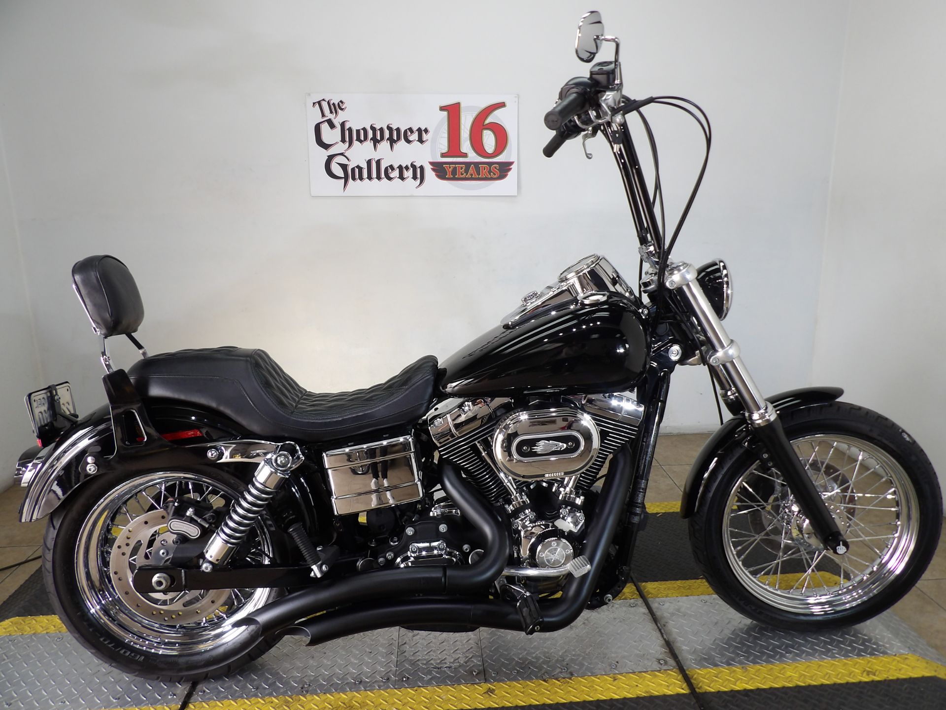 2013 Harley-Davidson Dyna® Super Glide® Custom in Temecula, California - Photo 9