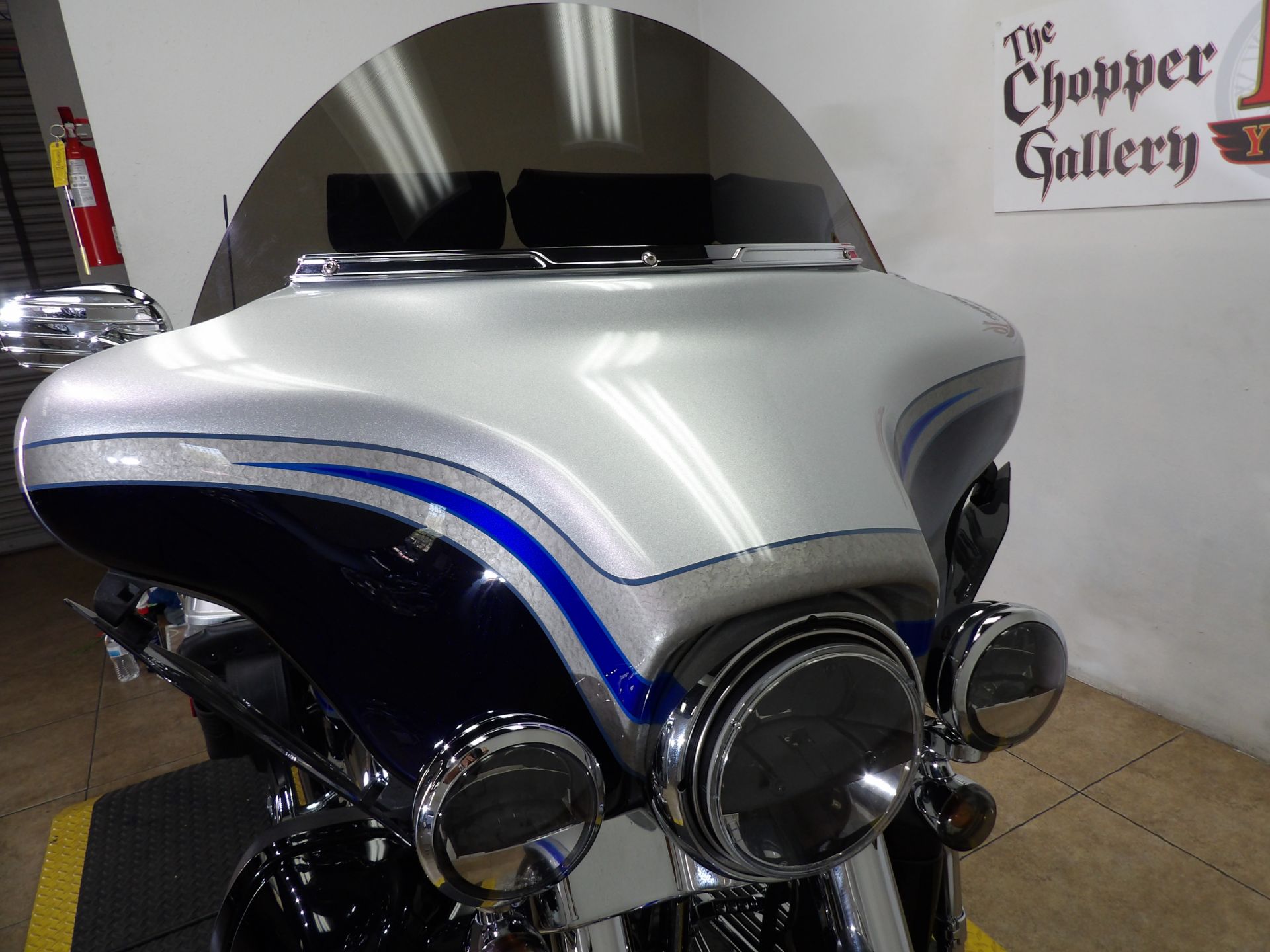 2009 Harley-Davidson CVO™ Ultra Classic® Electra Glide® in Temecula, California - Photo 4