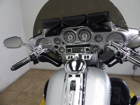 2009 Harley-Davidson CVO™ Ultra Classic® Electra Glide® in Temecula, California - Photo 21