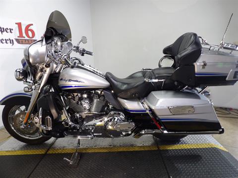 2009 Harley-Davidson CVO™ Ultra Classic® Electra Glide® in Temecula, California - Photo 34