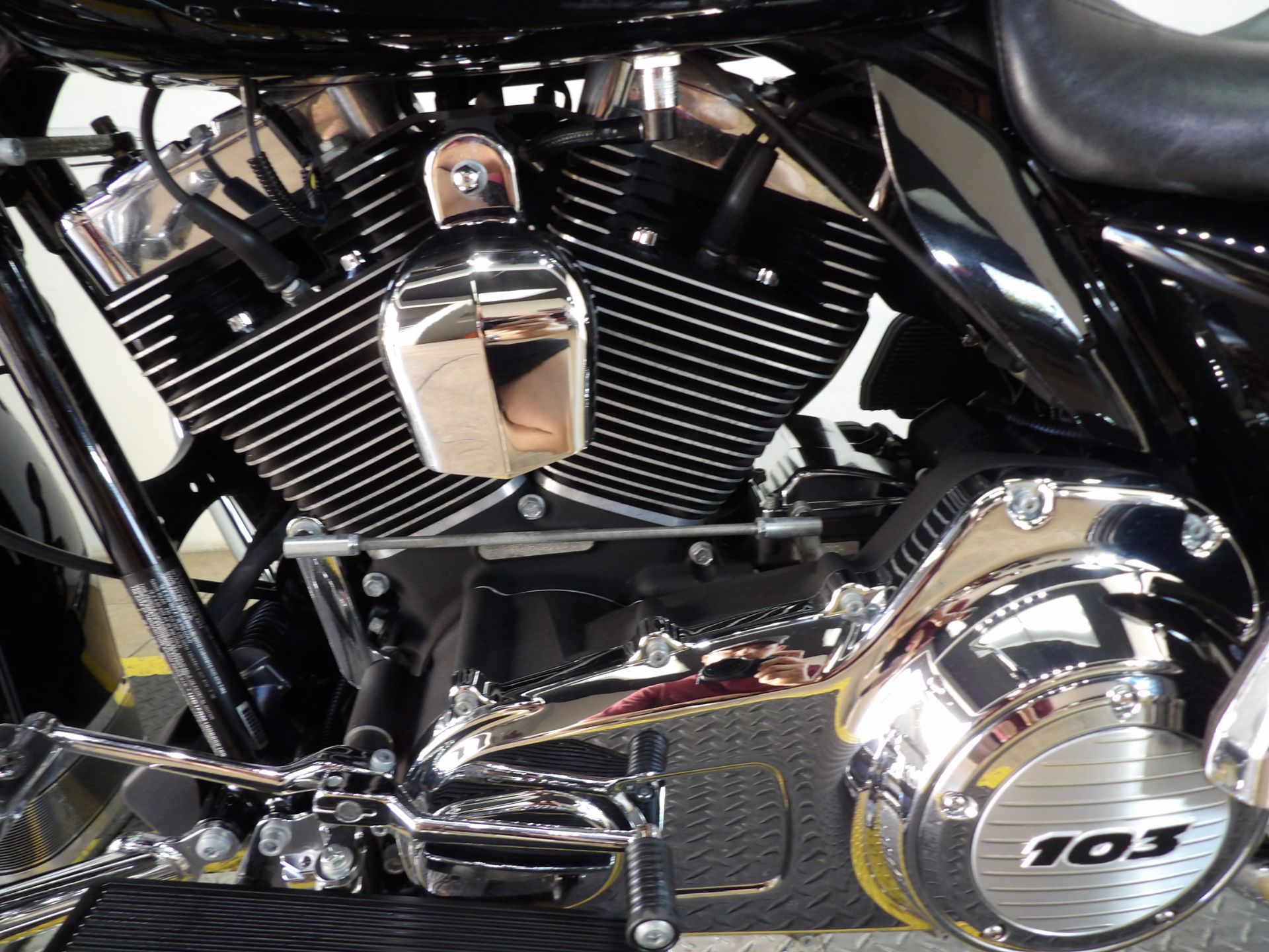 2013 Harley-Davidson Road King® Classic in Temecula, California - Photo 14