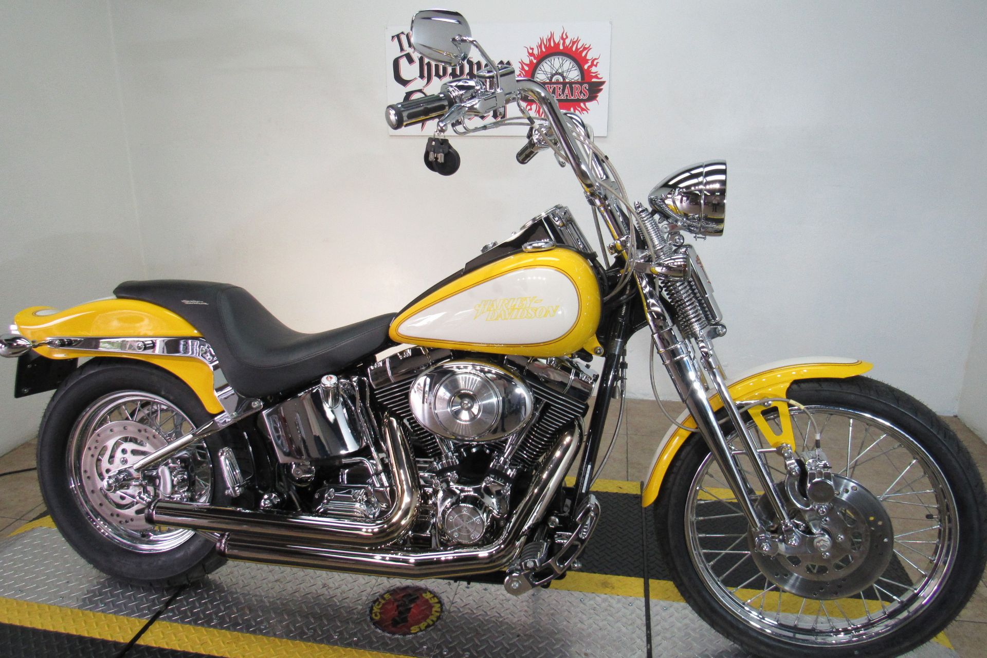 2003 Harley-Davidson FXSTS/FXSTSI Springer®  Softail® in Temecula, California - Photo 3