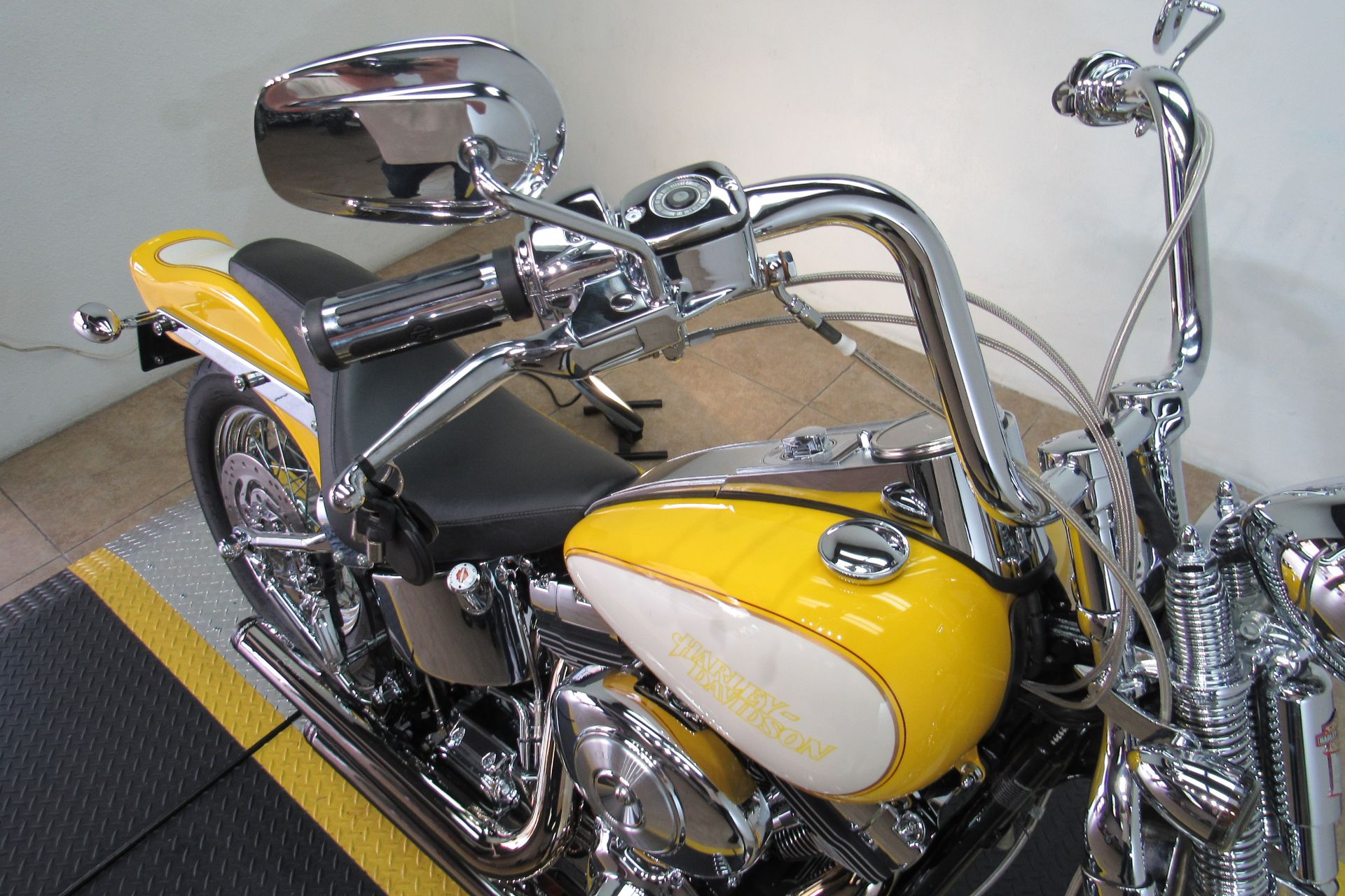 2003 Harley-Davidson FXSTS/FXSTSI Springer®  Softail® in Temecula, California - Photo 23