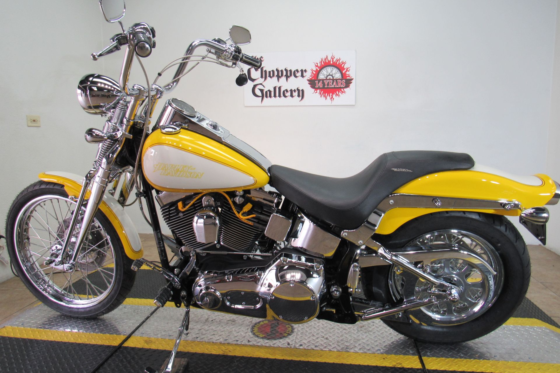 2003 Harley-Davidson FXSTS/FXSTSI Springer®  Softail® in Temecula, California - Photo 6