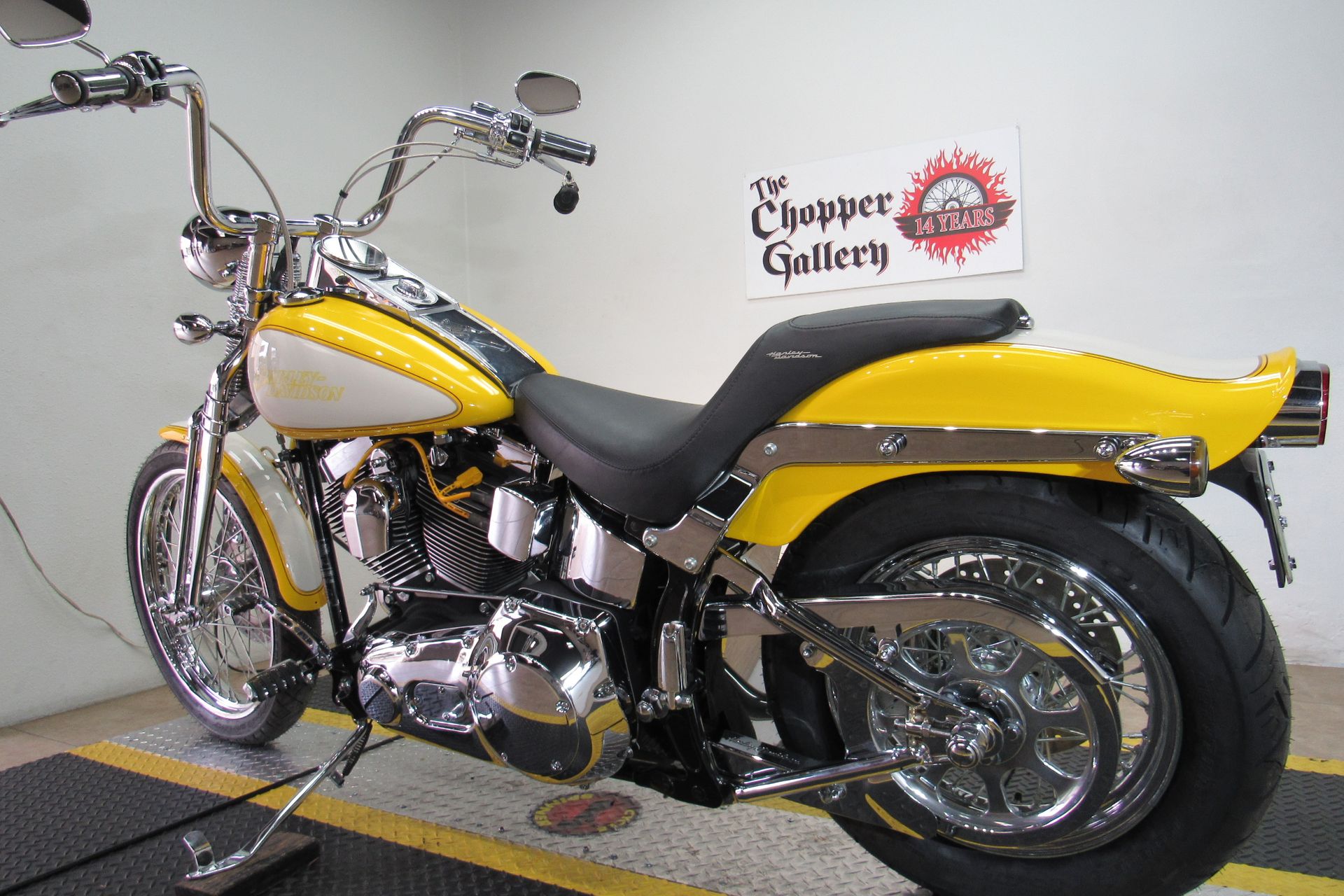 2003 Harley-Davidson FXSTS/FXSTSI Springer®  Softail® in Temecula, California - Photo 35
