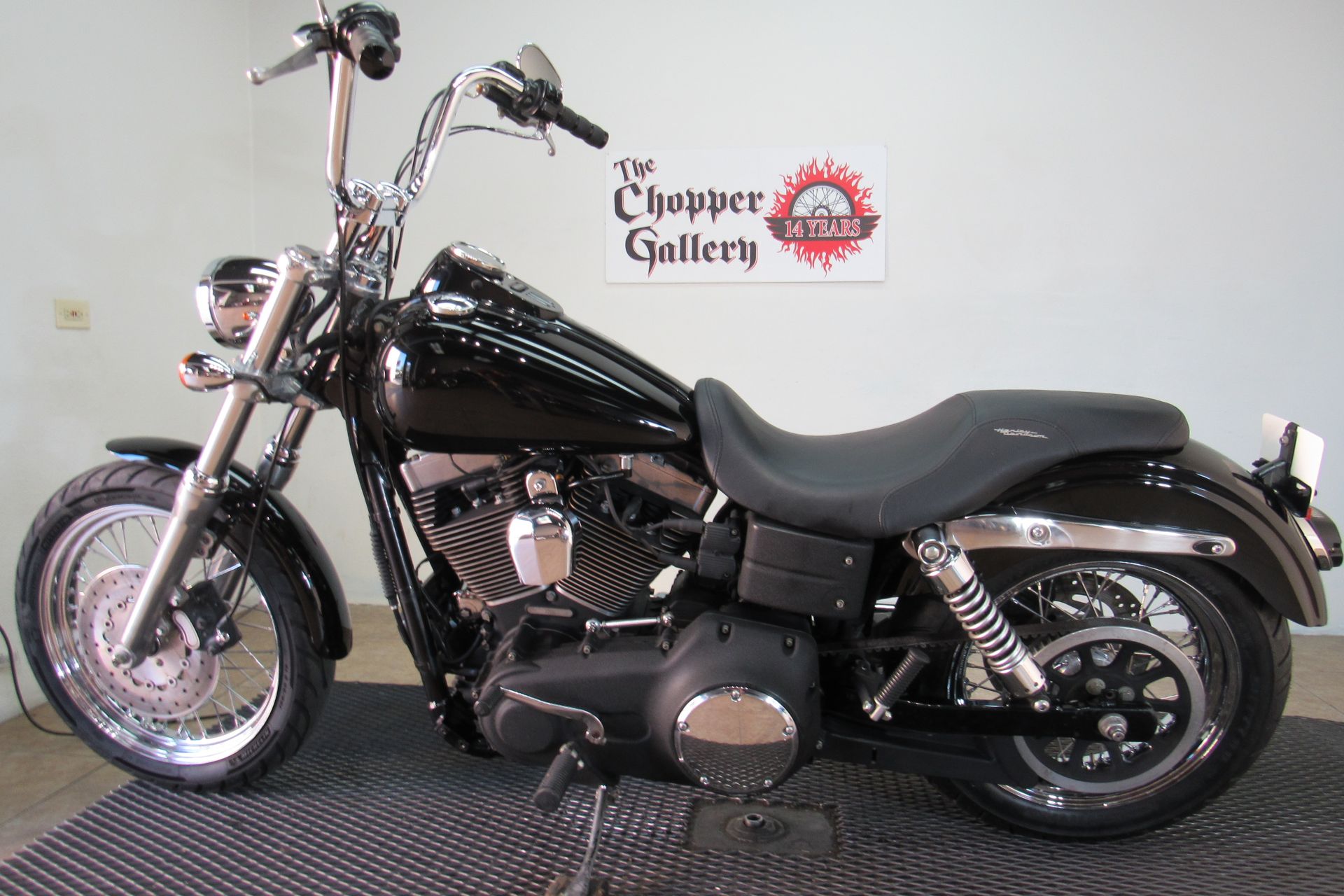 2007 Harley-Davidson Dyna® Street Bob® in Temecula, California - Photo 6