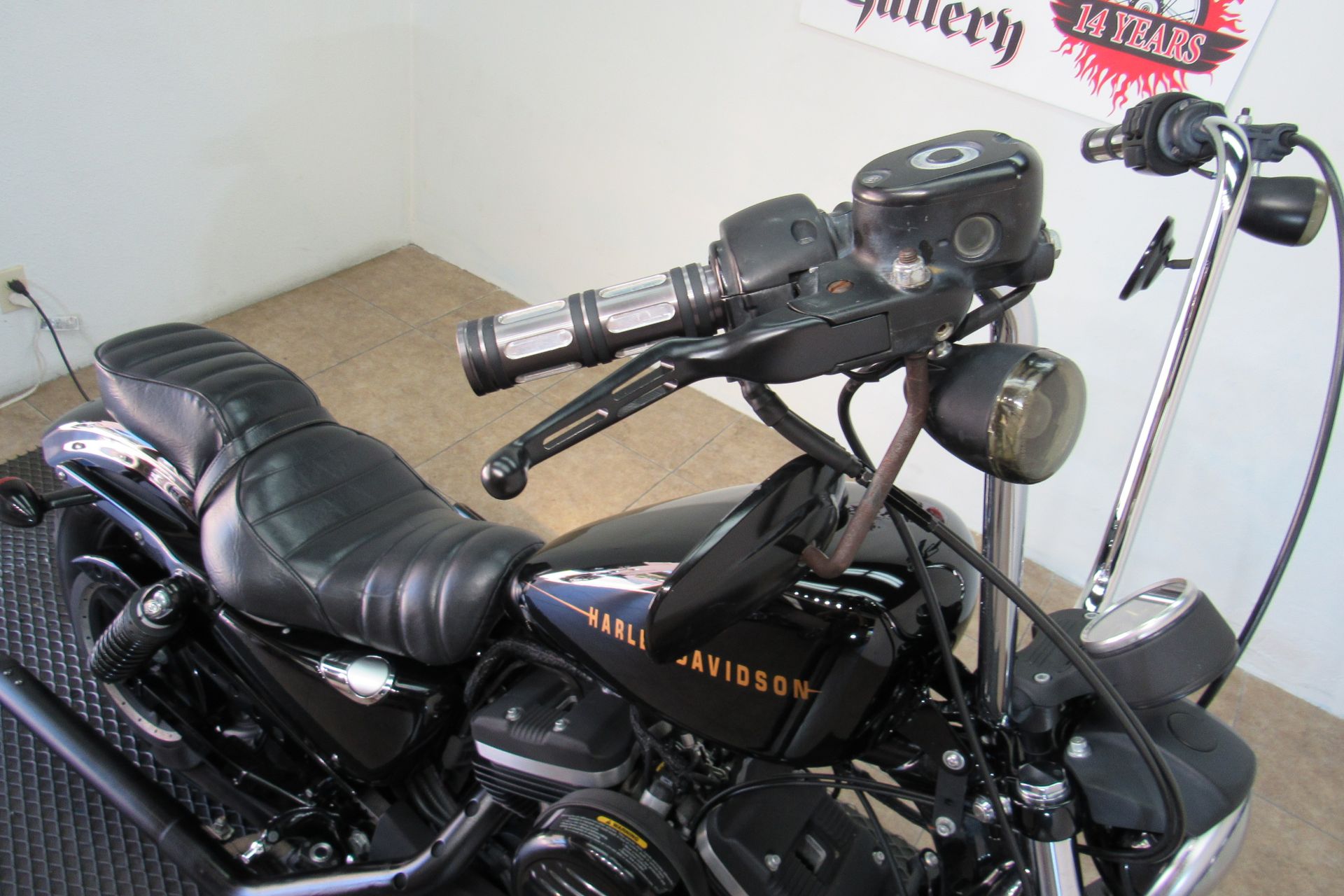 2016 Harley-Davidson Iron 883™ in Temecula, California - Photo 17