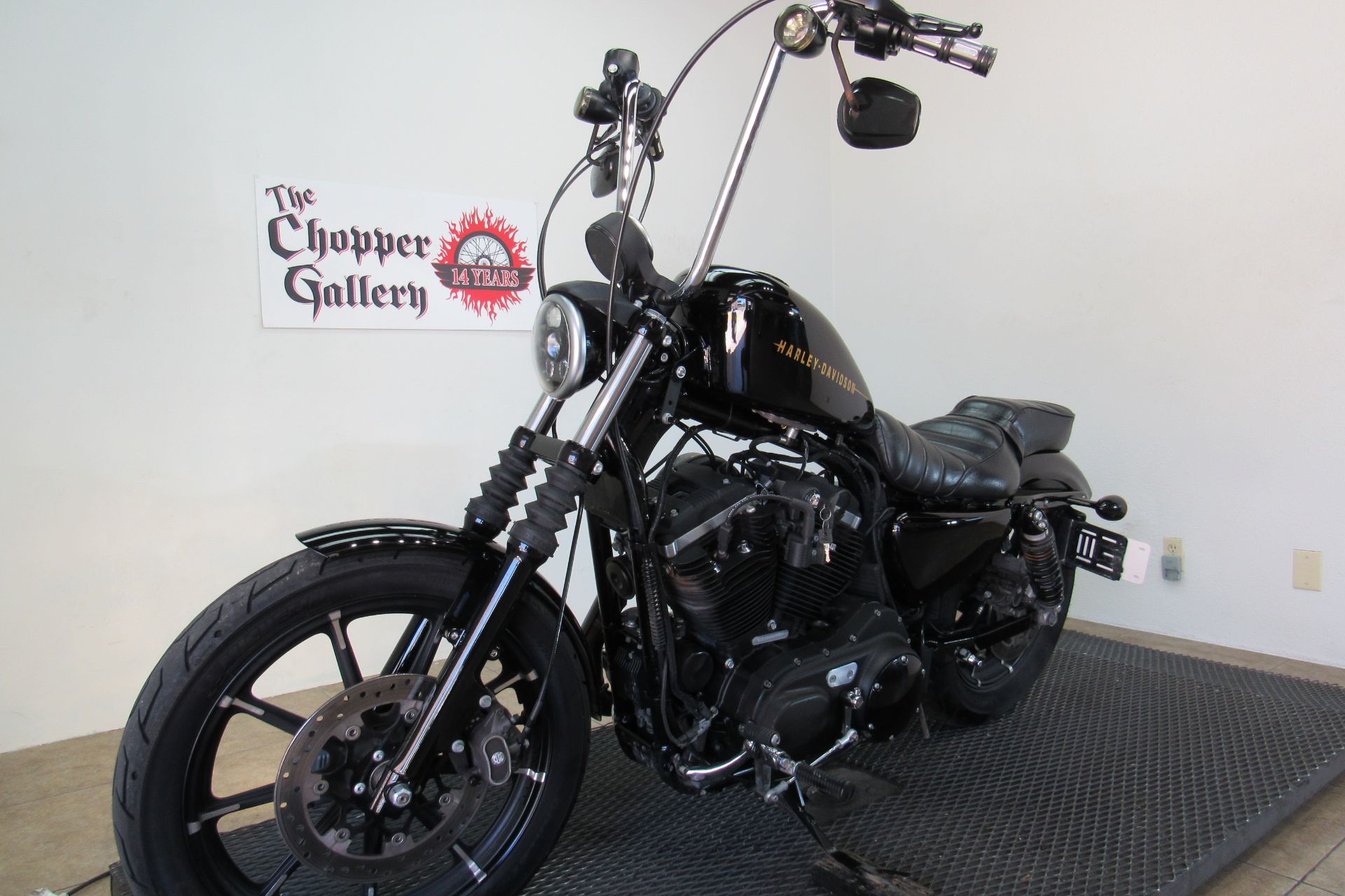 2016 Harley-Davidson Iron 883™ in Temecula, California - Photo 31
