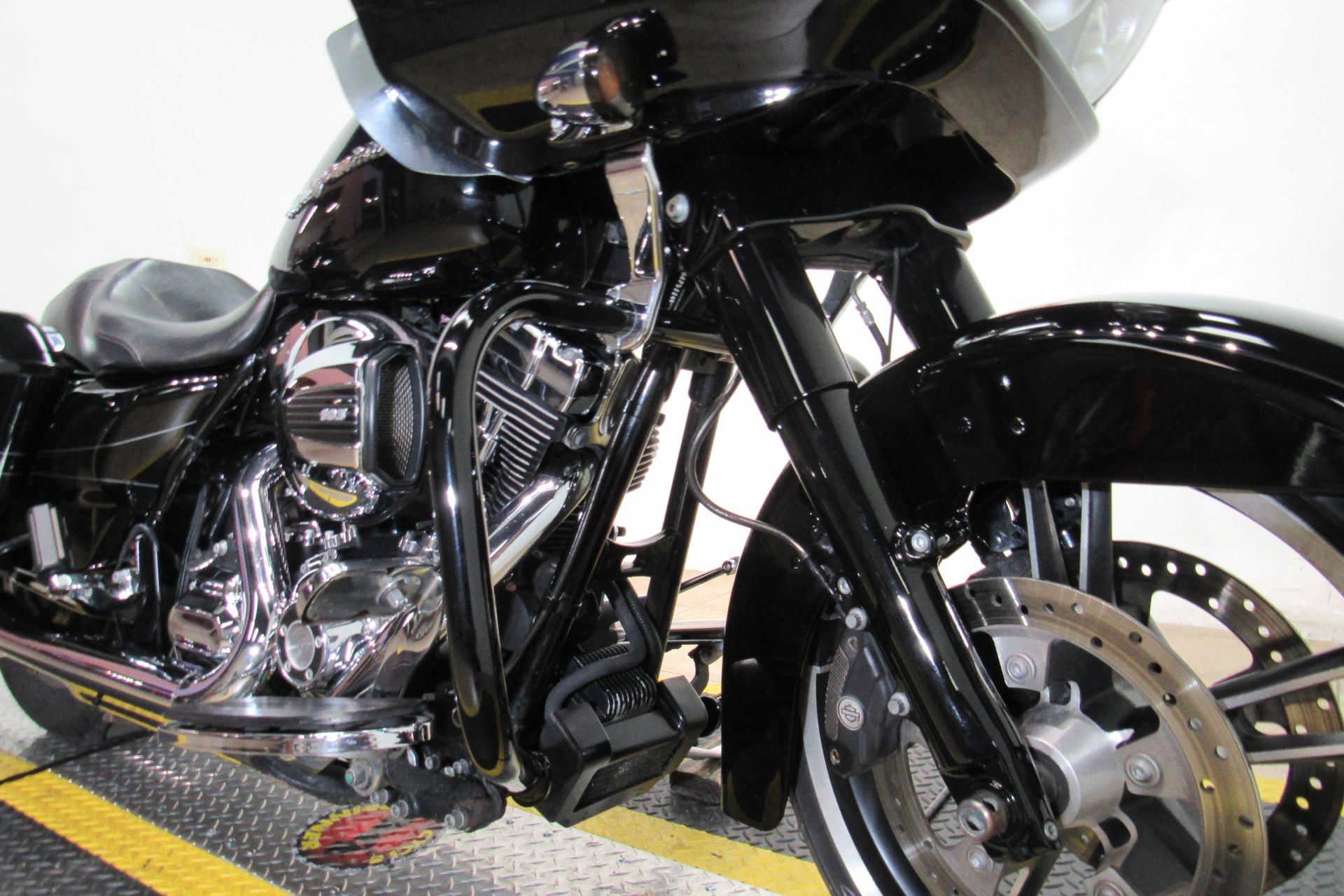 2015 Harley-Davidson Road Glide® Special in Temecula, California - Photo 17