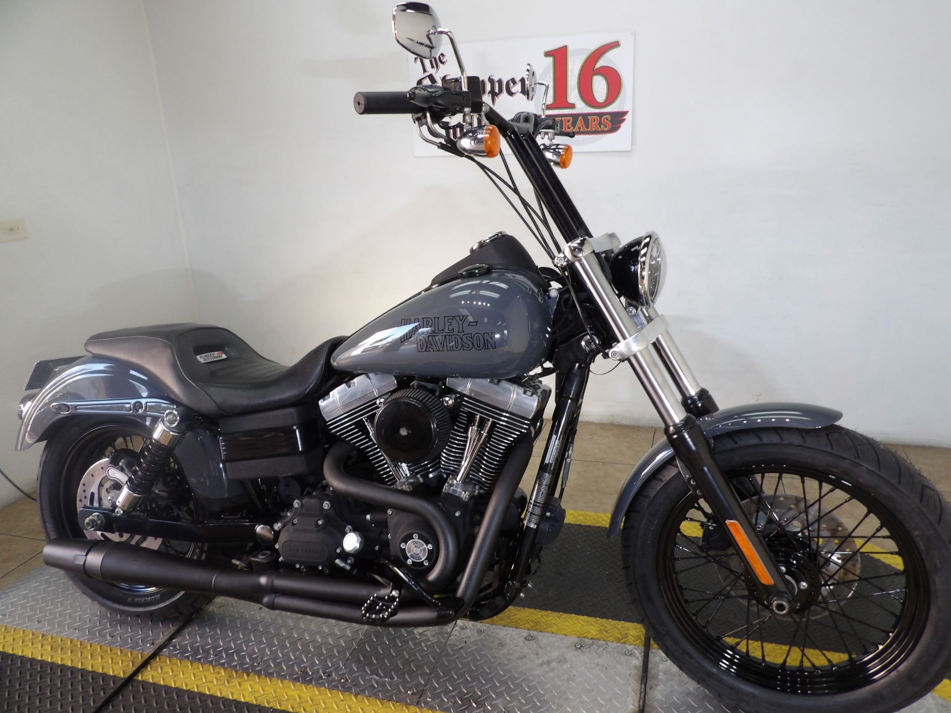 2008 Harley-Davidson Dyna® Street Bob® in Temecula, California - Photo 5