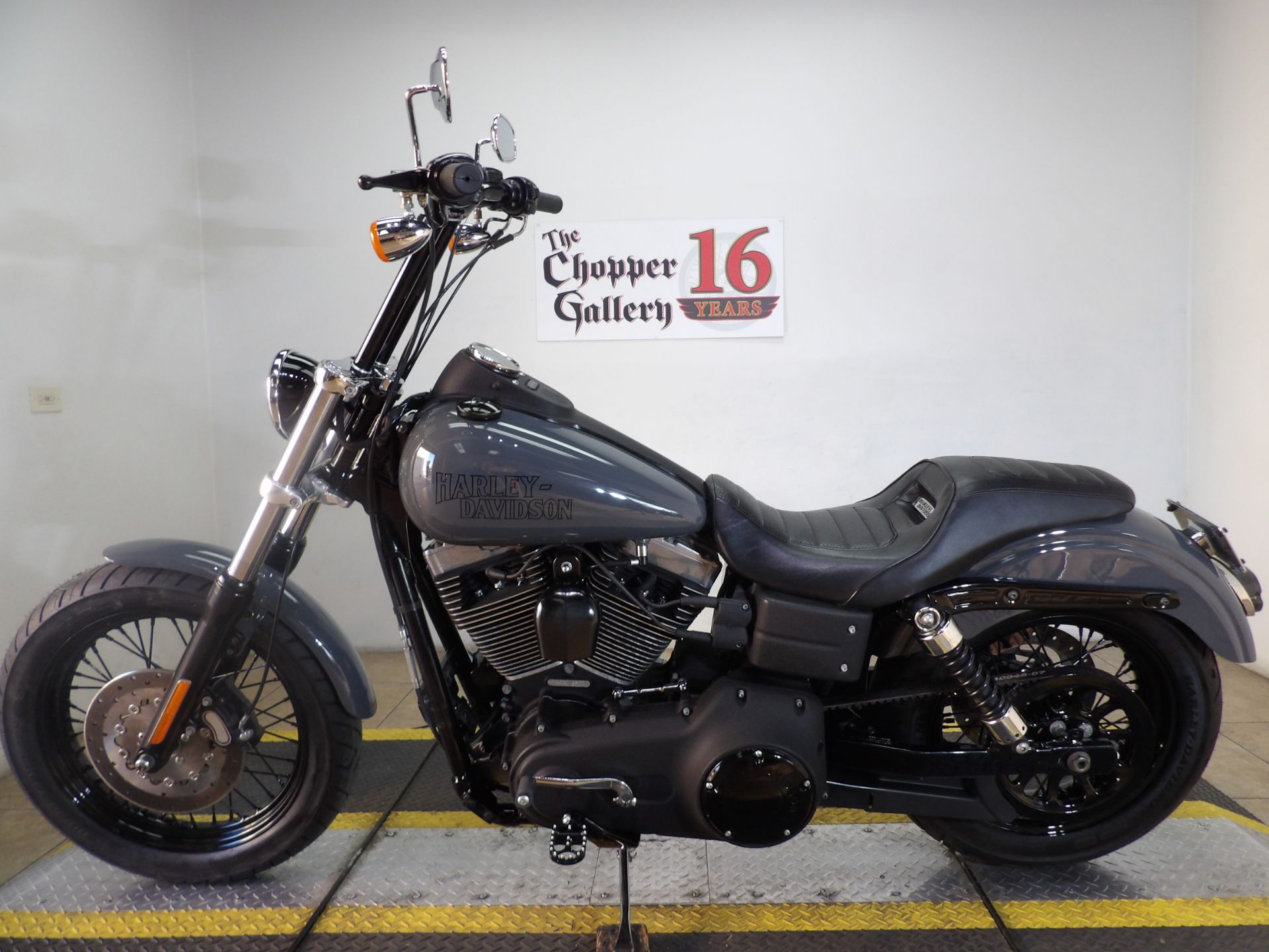 2008 Harley-Davidson Dyna® Street Bob® in Temecula, California - Photo 2