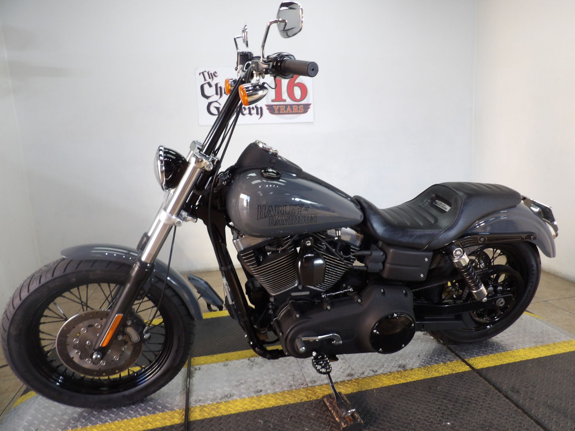 2008 Harley-Davidson Dyna® Street Bob® in Temecula, California - Photo 6