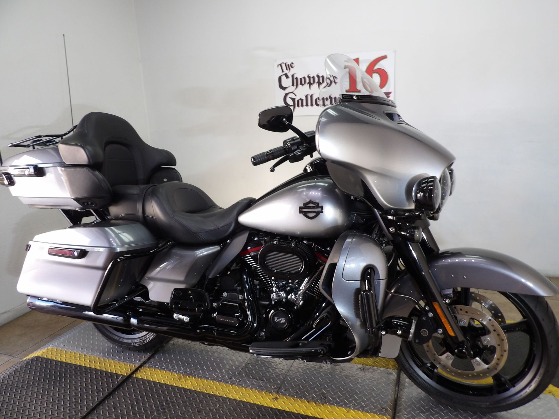 2019 Harley-Davidson CVO™ Limited in Temecula, California - Photo 5