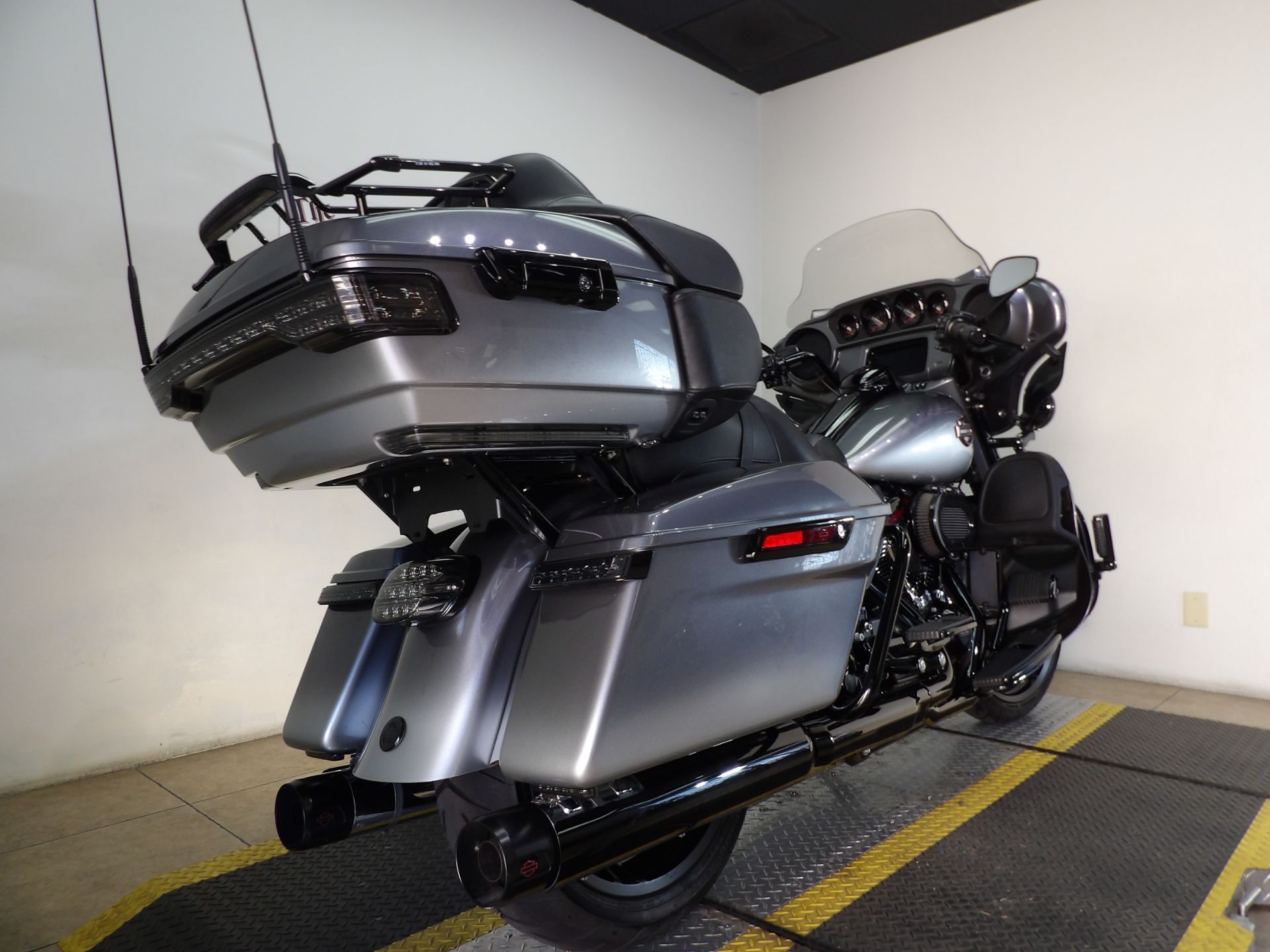 2019 Harley-Davidson CVO™ Limited in Temecula, California - Photo 33