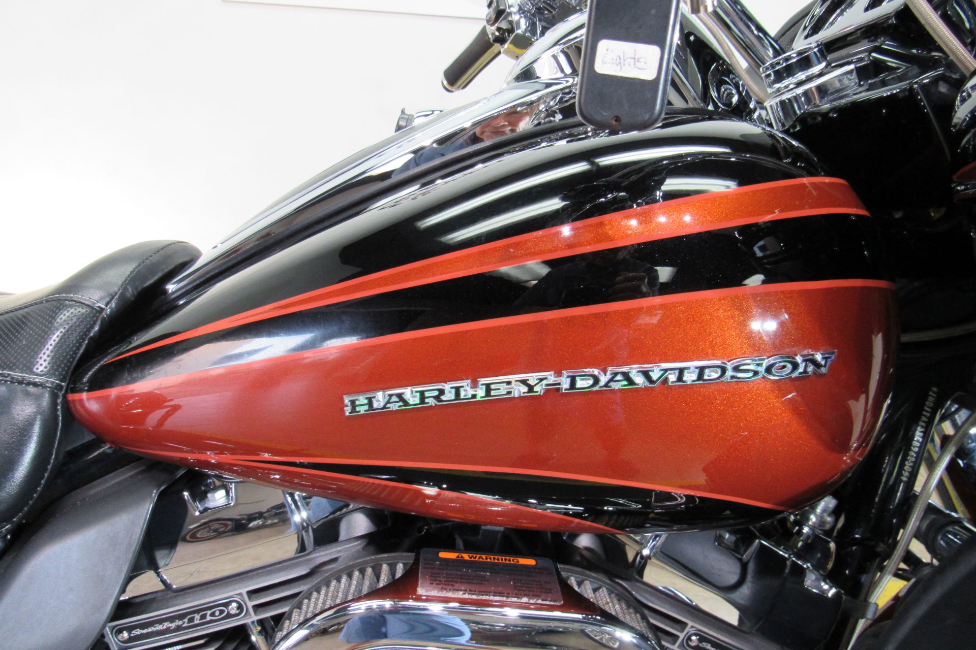 2015 Harley-Davidson CVO™ Road Glide® Ultra in Temecula, California - Photo 4