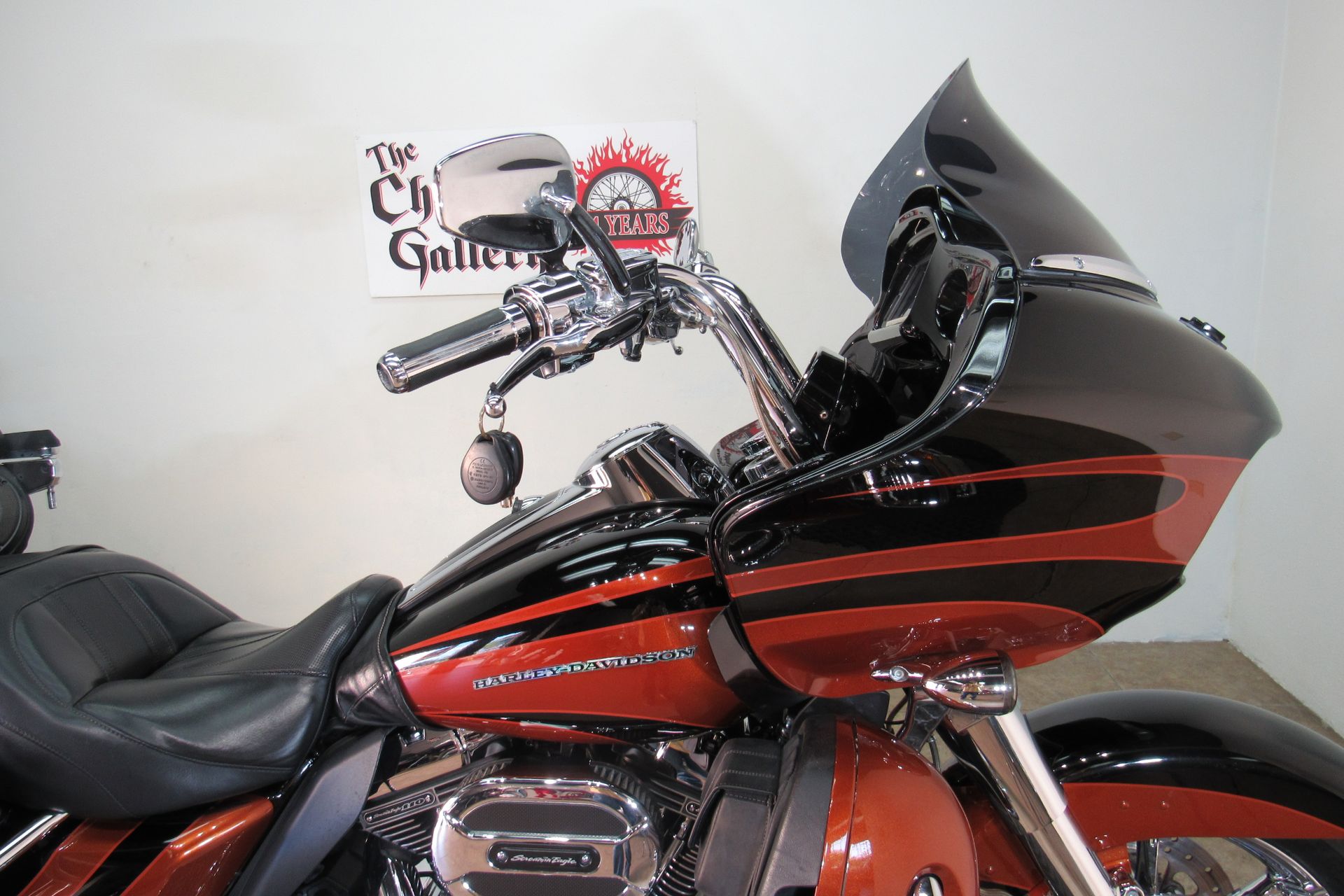 2015 Harley-Davidson CVO™ Road Glide® Ultra in Temecula, California - Photo 13