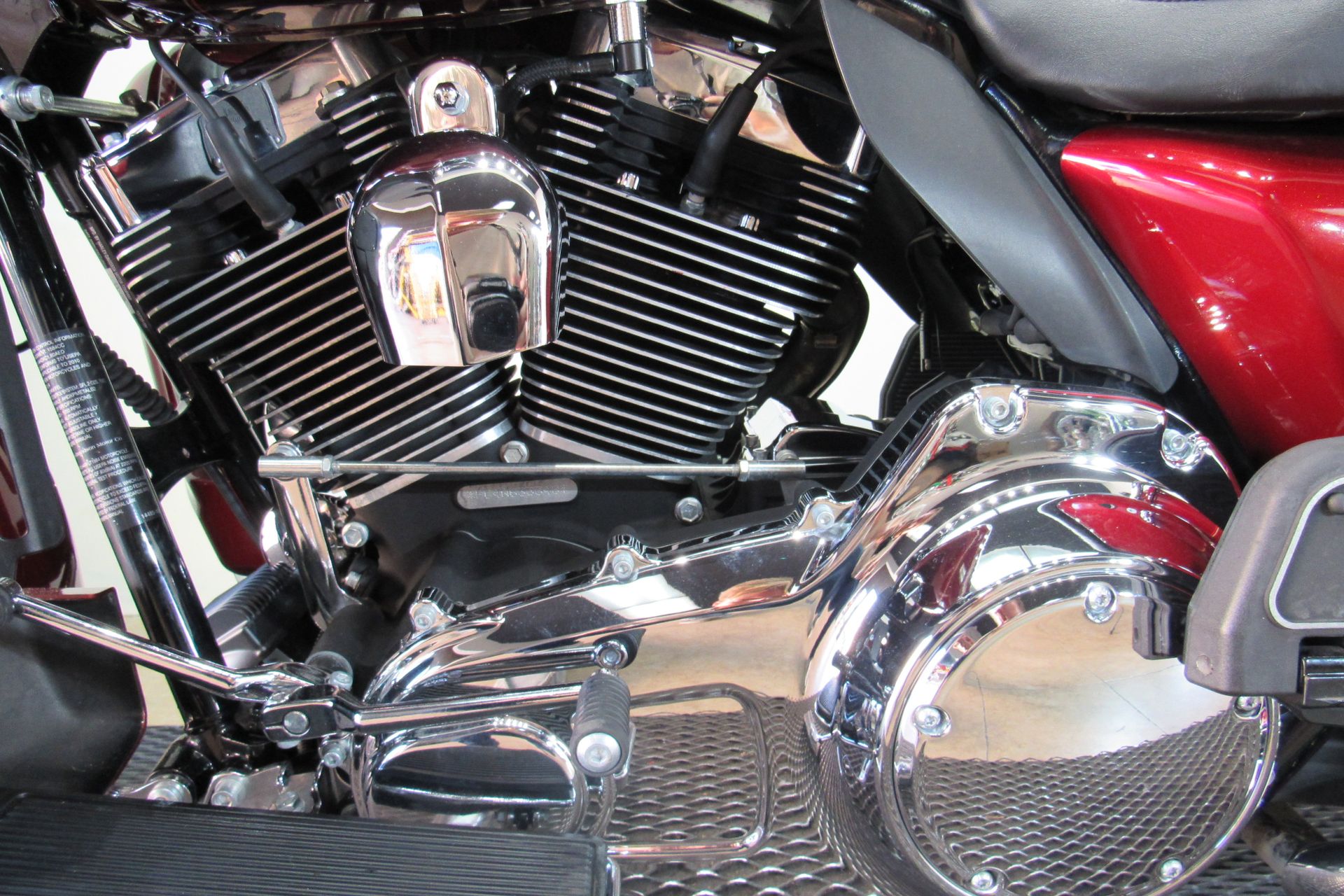 2010 Harley-Davidson Ultra Classic® Electra Glide® in Temecula, California - Photo 12