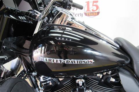 2019 Harley-Davidson Ultra Limited in Temecula, California - Photo 8