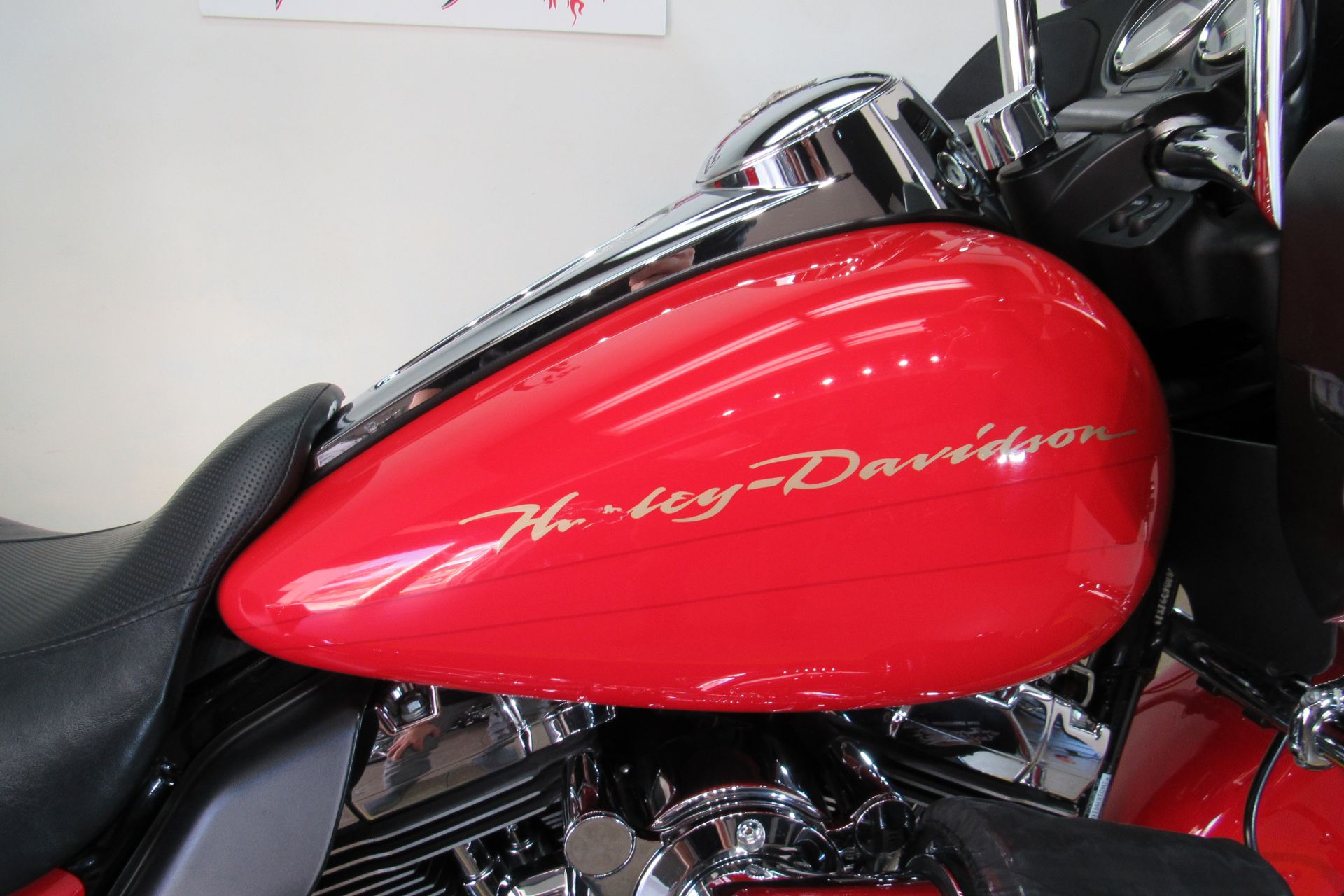 2010 Harley-Davidson Road Glide® Custom in Temecula, California - Photo 7