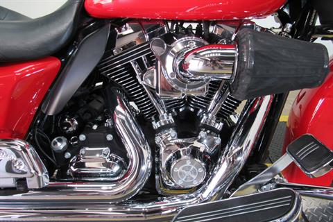 2010 Harley-Davidson Road Glide® Custom in Temecula, California - Photo 11