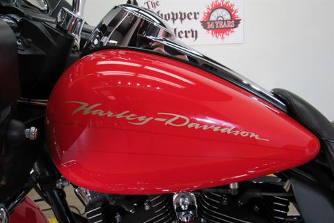 2010 Harley-Davidson Road Glide® Custom in Temecula, California - Photo 8