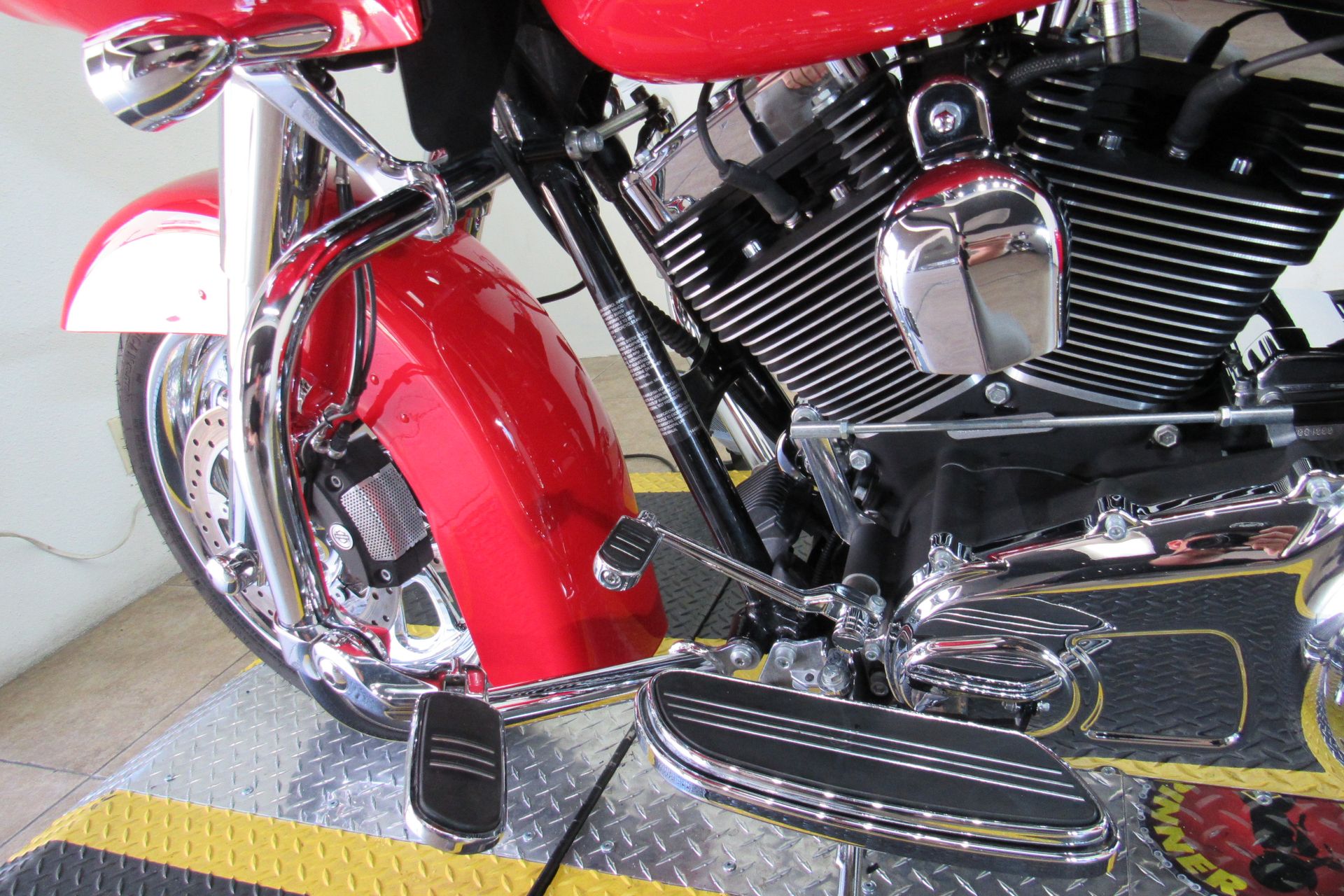 2010 Harley-Davidson Road Glide® Custom in Temecula, California - Photo 16