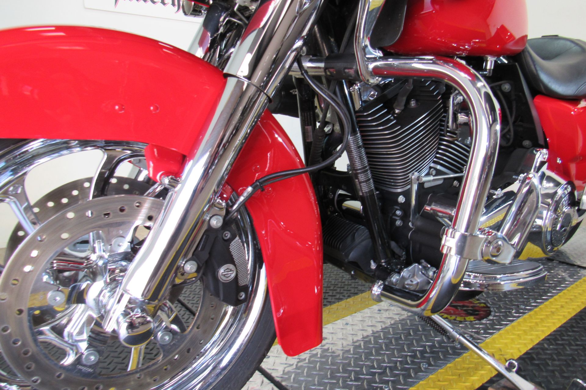 2010 Harley-Davidson Road Glide® Custom in Temecula, California - Photo 18