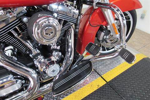 2011 Harley-Davidson Road Glide® Custom in Temecula, California - Photo 15