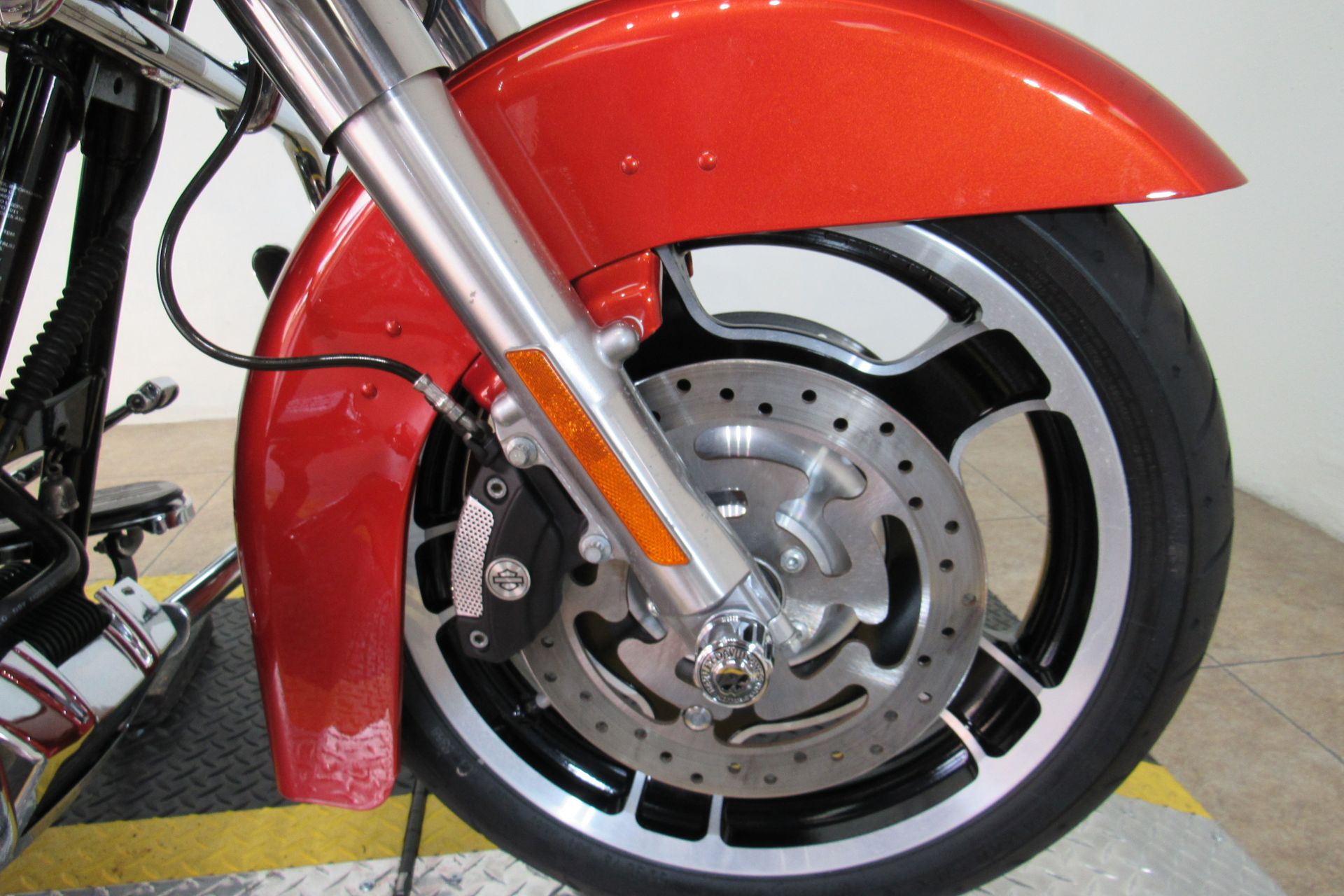 2011 Harley-Davidson Road Glide® Custom in Temecula, California - Photo 19