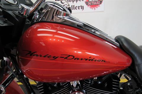 2011 Harley-Davidson Road Glide® Custom in Temecula, California - Photo 8