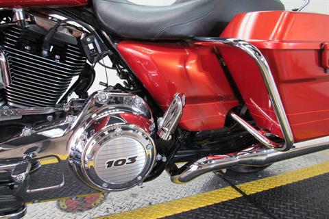 2011 Harley-Davidson Road Glide® Custom in Temecula, California - Photo 14