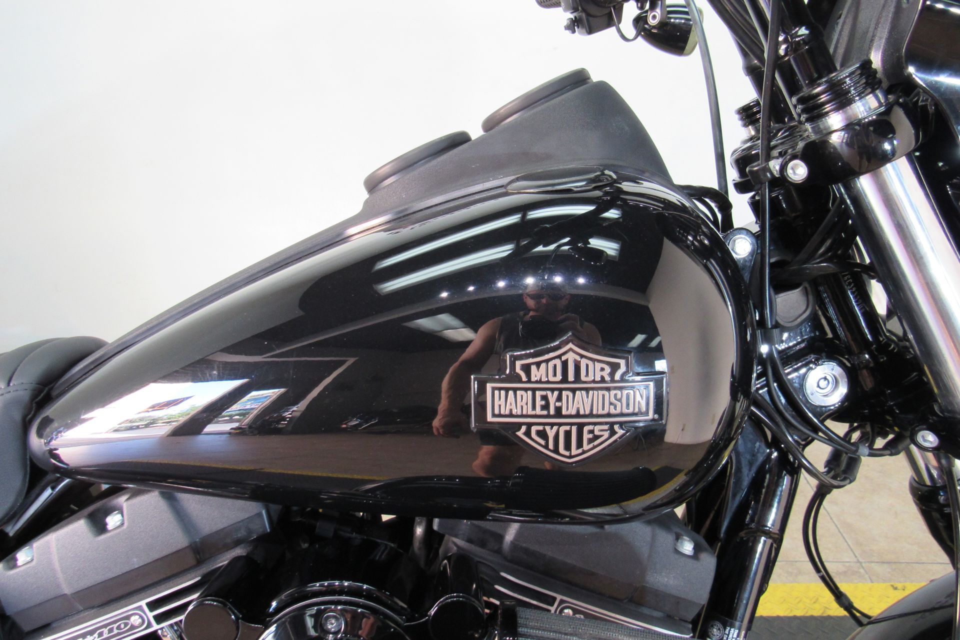 2016 Harley-Davidson Low Rider® S in Temecula, California - Photo 7
