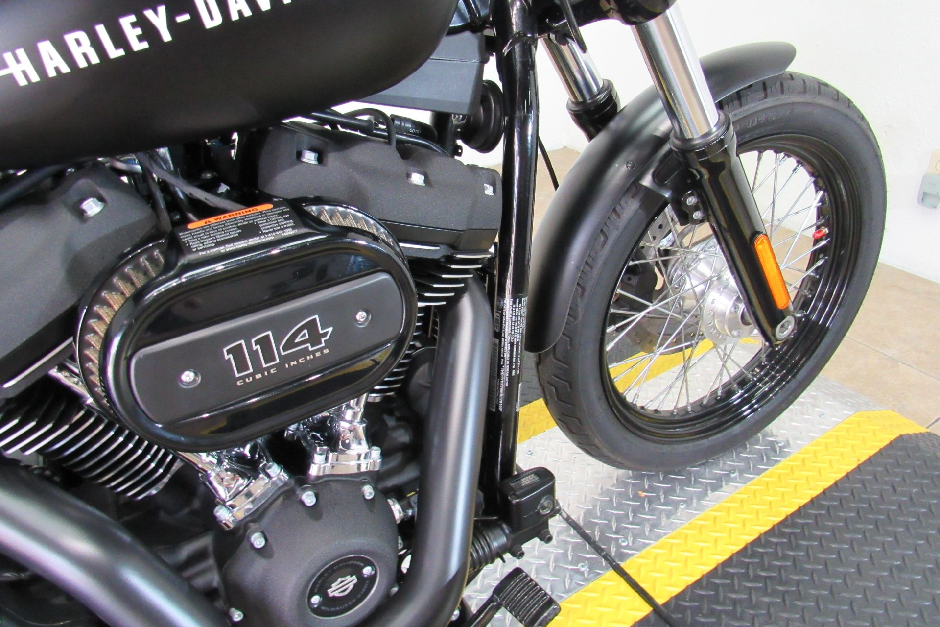 2021 Harley-Davidson Street Bob® 114 in Temecula, California - Photo 15