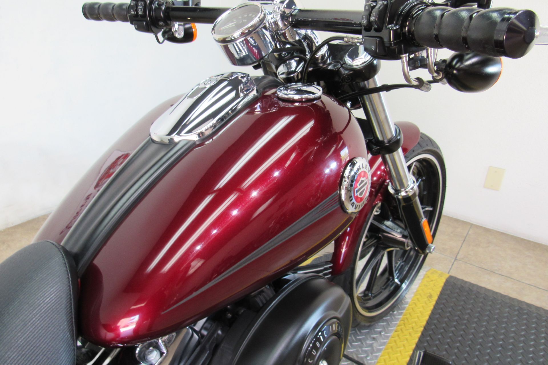 2015 Harley-Davidson Breakout® in Temecula, California - Photo 23