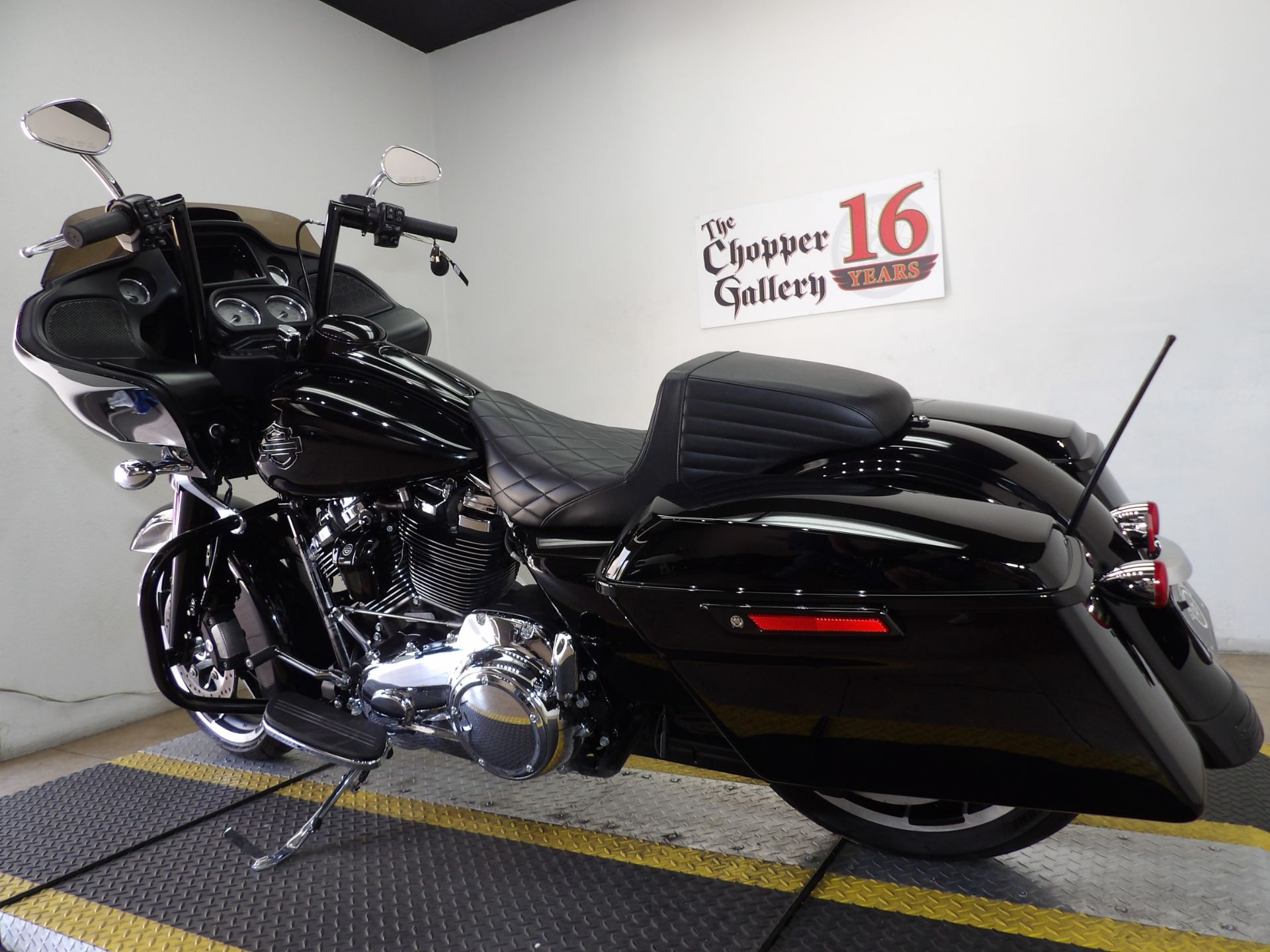2023 Harley-Davidson Road Glide® in Temecula, California - Photo 34