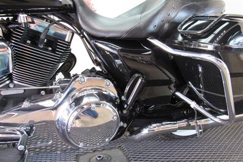 2015 Harley-Davidson Road King® in Temecula, California - Photo 14