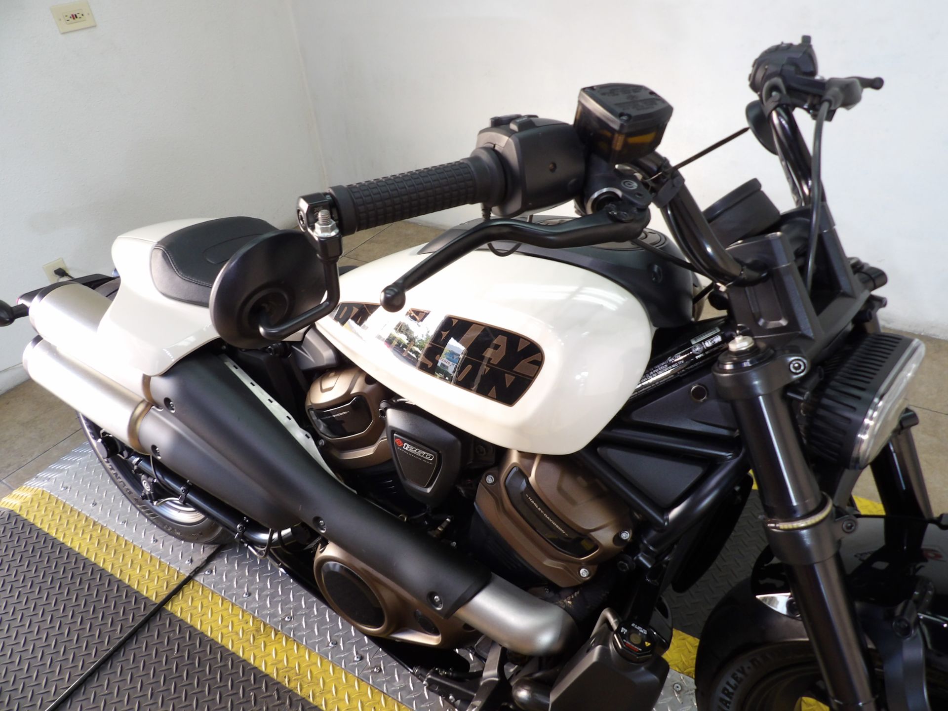 2022 Harley-Davidson Sportster® S in Temecula, California - Photo 11