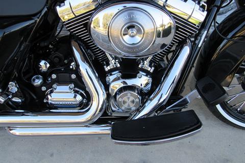 2009 Harley-Davidson Road King® Classic in Temecula, California - Photo 8