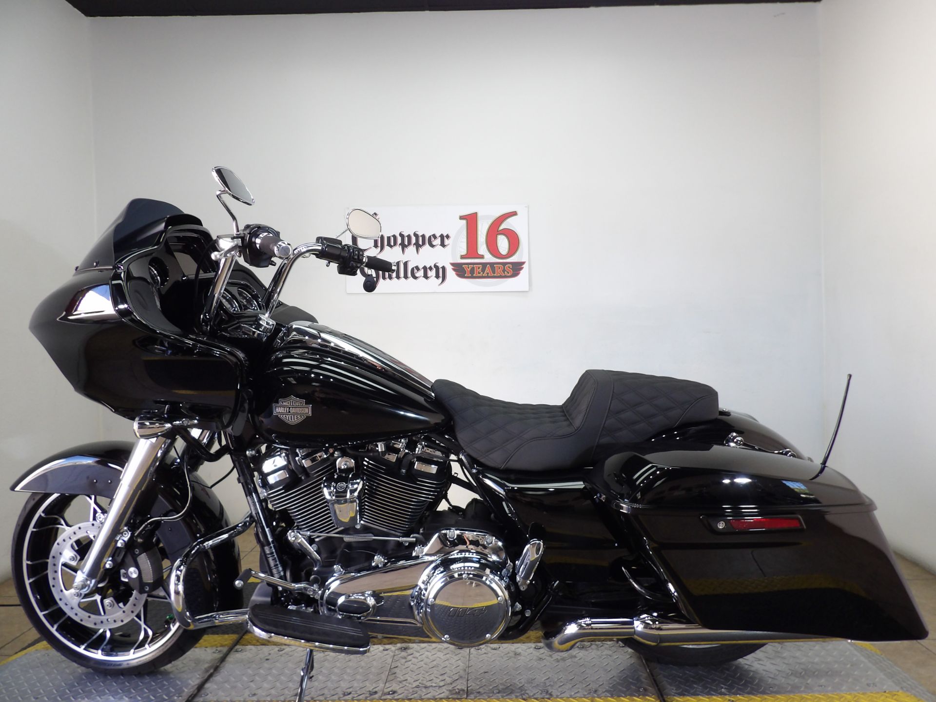 2023 Harley-Davidson Road Glide® Special in Temecula, California - Photo 2