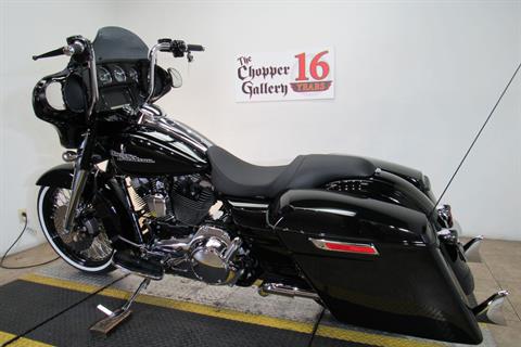 2015 Harley-Davidson Street Glide® Special in Temecula, California - Photo 22