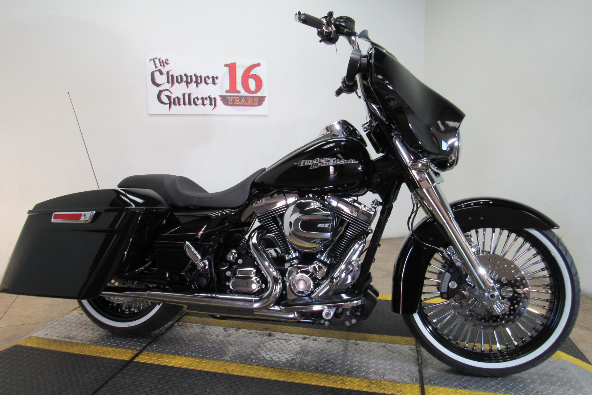 2015 Harley-Davidson Street Glide® Special in Temecula, California - Photo 33