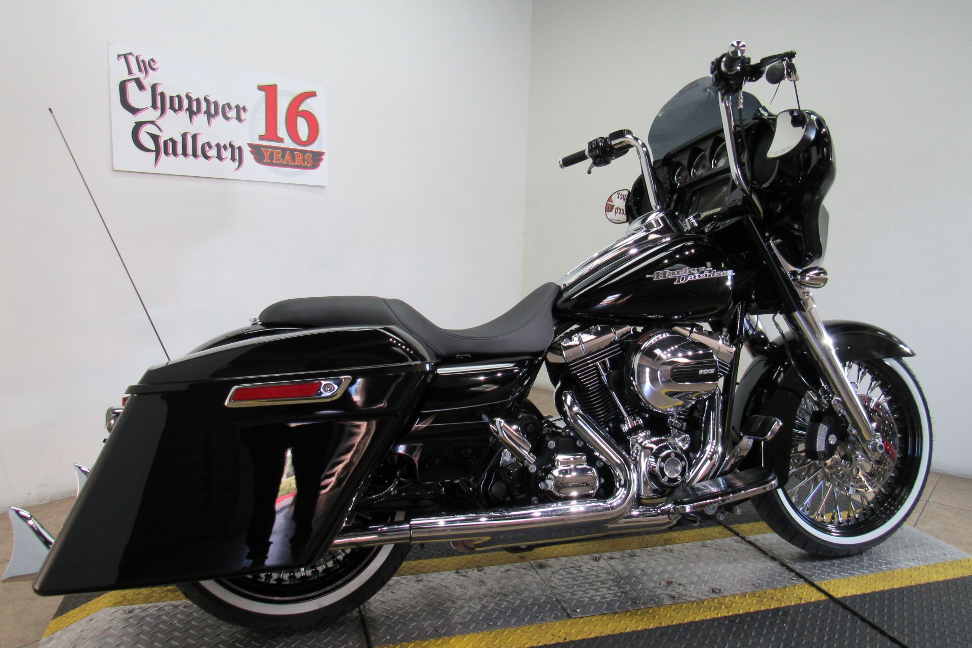 2015 Harley-Davidson Street Glide® Special in Temecula, California - Photo 34