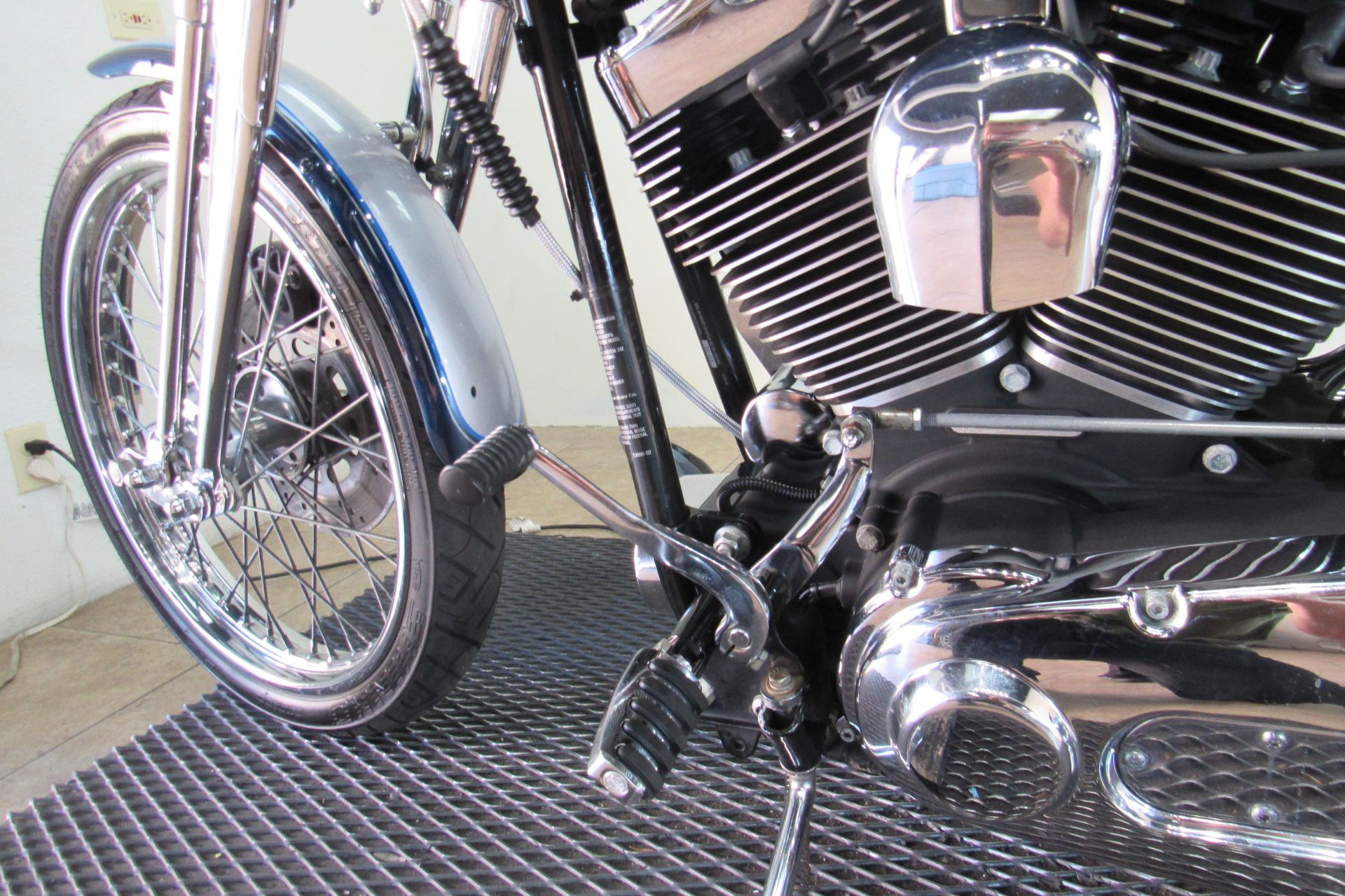 2002 Harley-Davidson FXSTS/FXSTSI Springer®  Softail® in Temecula, California - Photo 28
