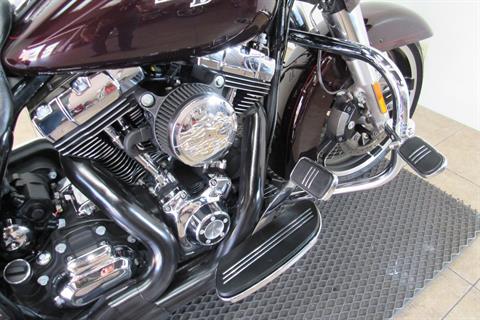 2014 Harley-Davidson Street Glide® Special in Temecula, California - Photo 16