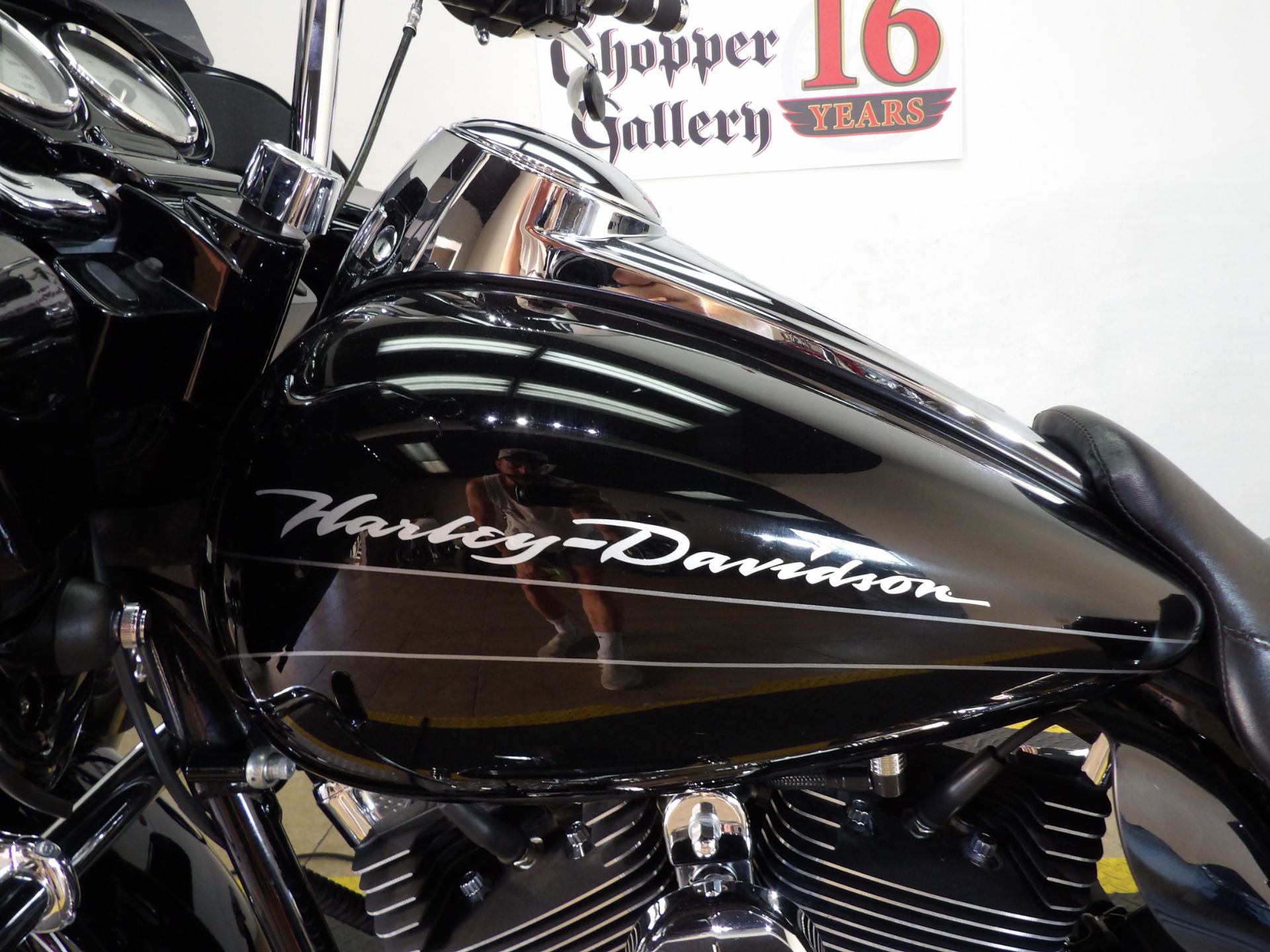 2013 Harley-Davidson Road Glide® Custom in Temecula, California - Photo 12