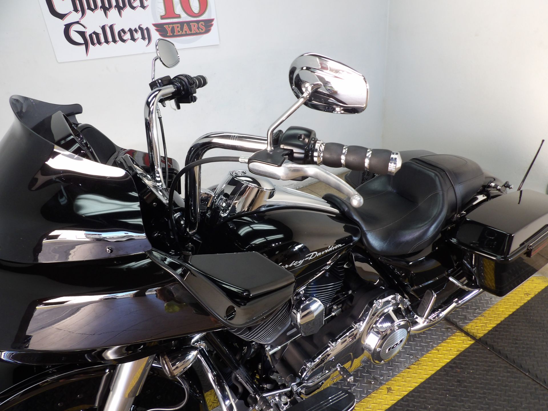 2013 Harley-Davidson Road Glide® Custom in Temecula, California - Photo 24