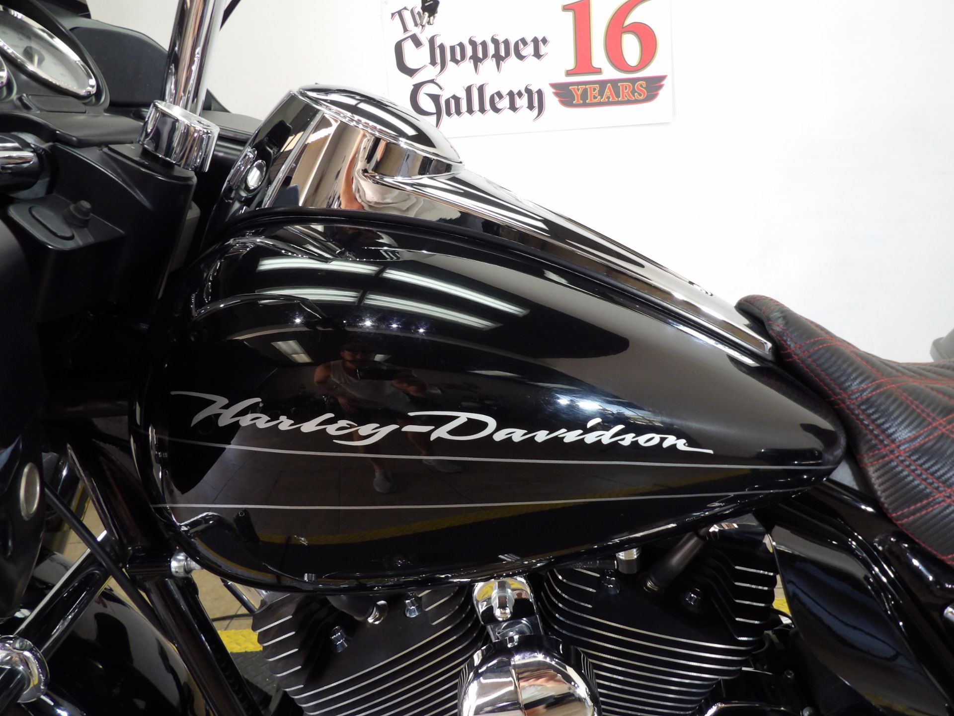 2013 Harley-Davidson Road Glide® Custom in Temecula, California - Photo 12